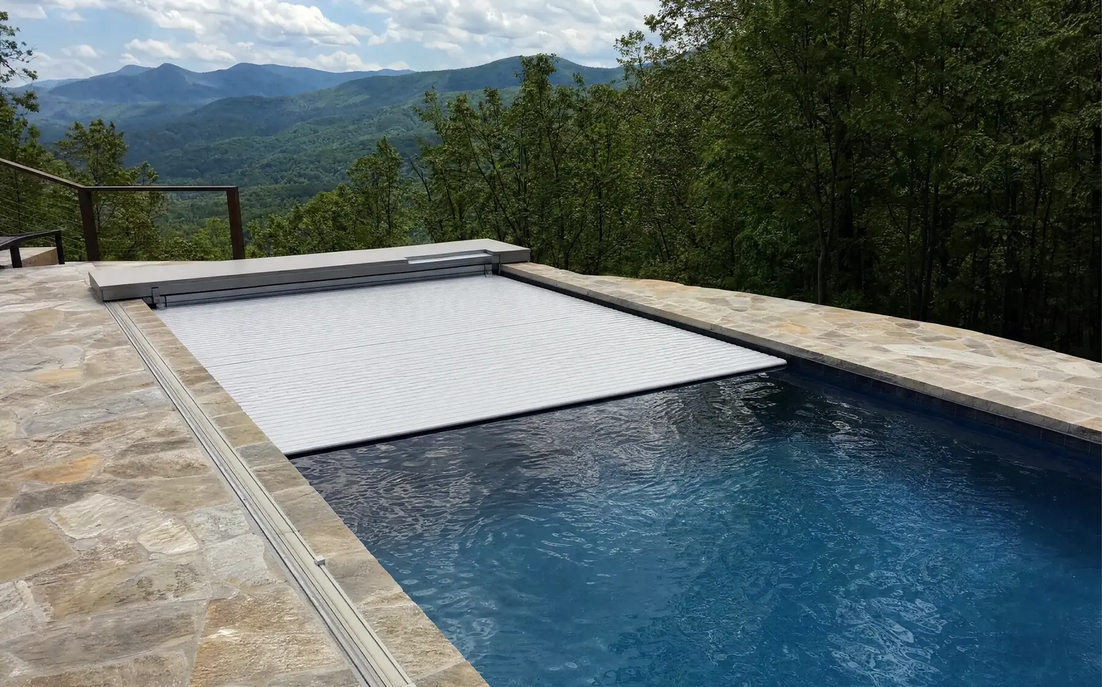 Automatic pool cover partly closed